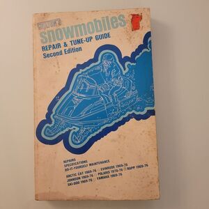 1975 Chilton's Snowmobile Repair‎ And Tune Up Guide Book Made In USA